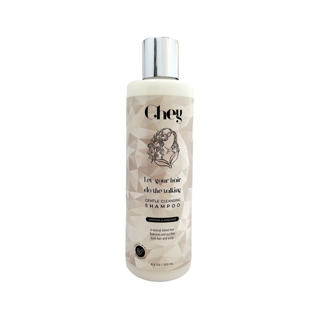 Microplasticvrije shampoo van Chey Haircare in plantaardige verpakking – vegan en vrij van sulfaten en parabenen.