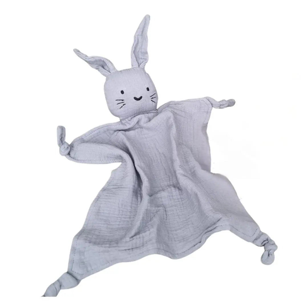 hydrofiele knuffel konijn in grijsblauw van 100% zacht katoen, een veilig en natuurlijk kraamcadeau voor de gevoelige babyhuid.